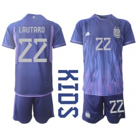 Baby Fußballbekleidung Argentinien Lautaro Martinez #22 Auswärtstrikot WM 2022 Kurzarm (+ kurze hosen)